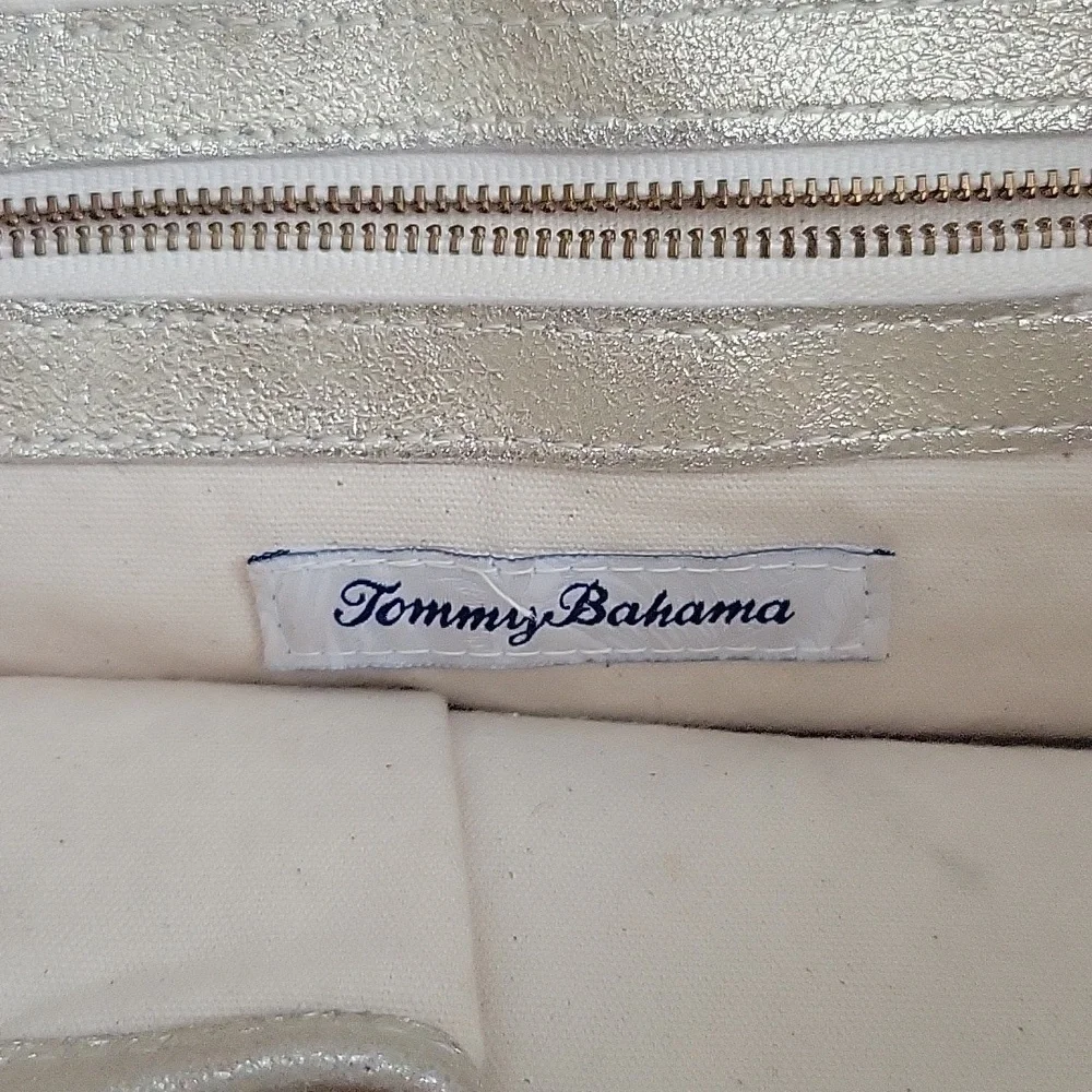 Tommy Bahama Purse - Picture 4 of 7